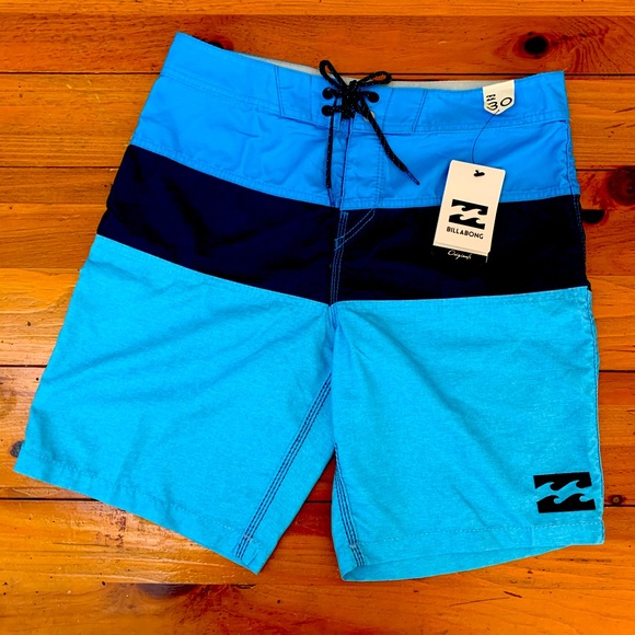 Billabong Mens Board Shorts Size 30 NWT